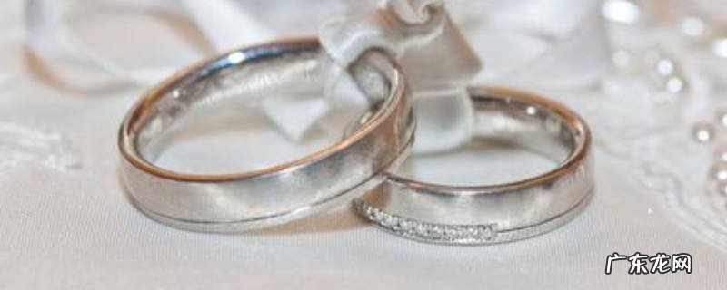 结婚戒指戴左手还是右手,结婚戒指戴左手还是右手女