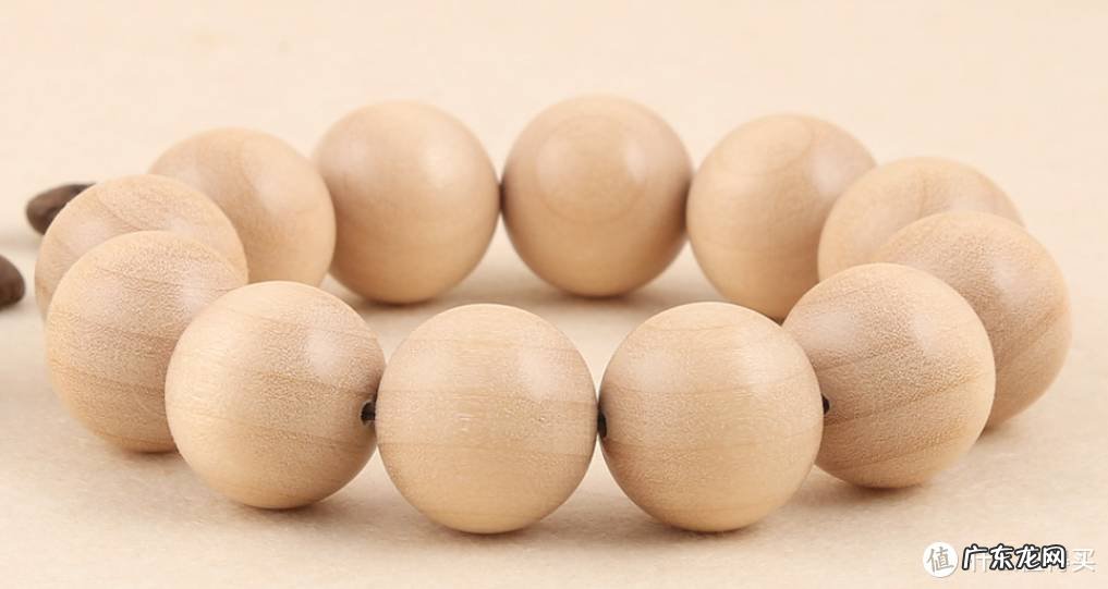 鸡翅木家具的风水作用