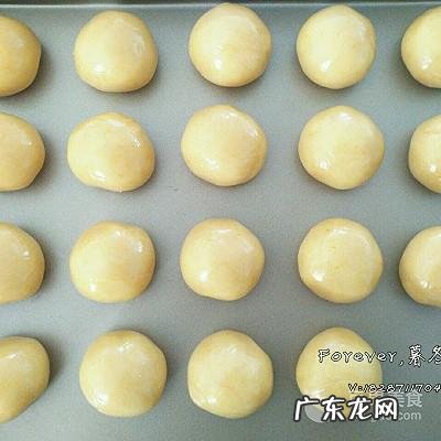 广式月饼特点是什么