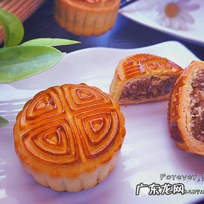 广式月饼特点是什么