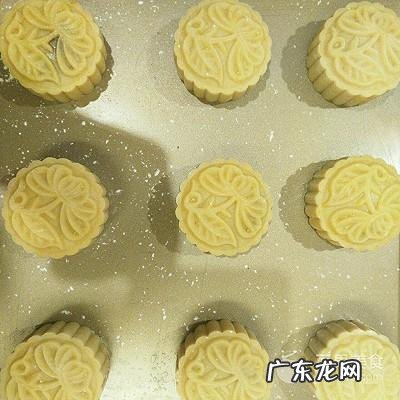 广式月饼特点是什么