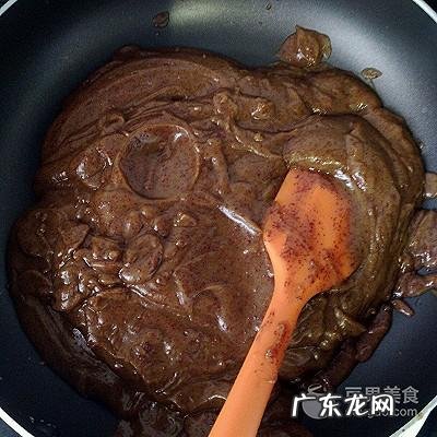 广式月饼特点是什么