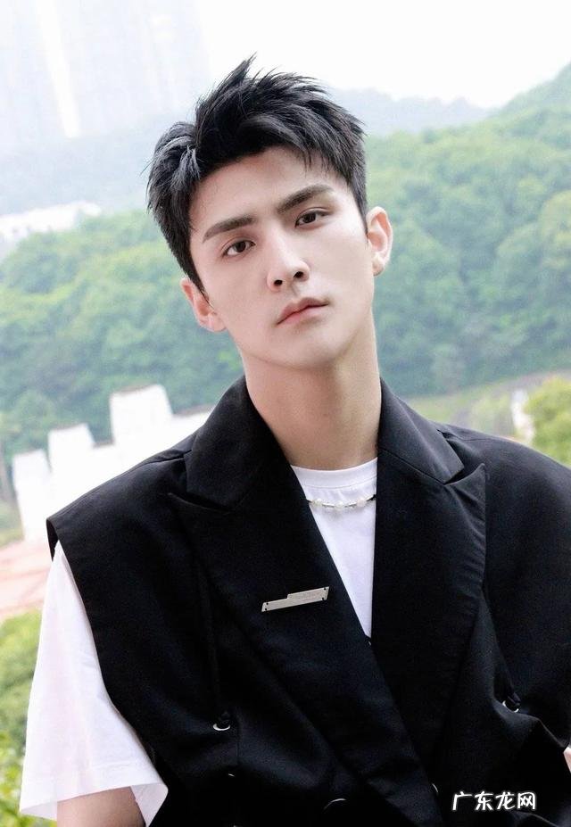 探案甜剧来减压 张思帆说高墨的恋爱体验卡不要也罢