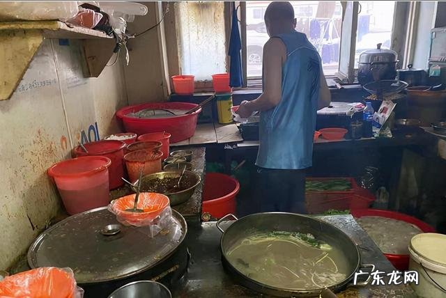 不简单的味道 东北小伙趁症状轻炫1天麻辣烫过瘾