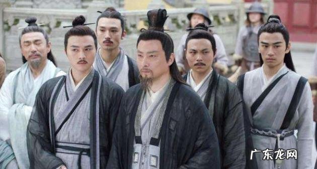 权力与纷争选什么派