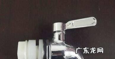 如何选购放心水龙头
