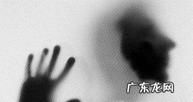 如何理解人格分裂倾向