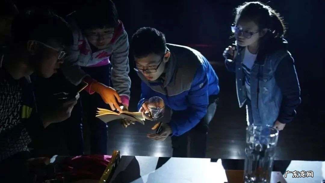 逃出金字塔游戏
