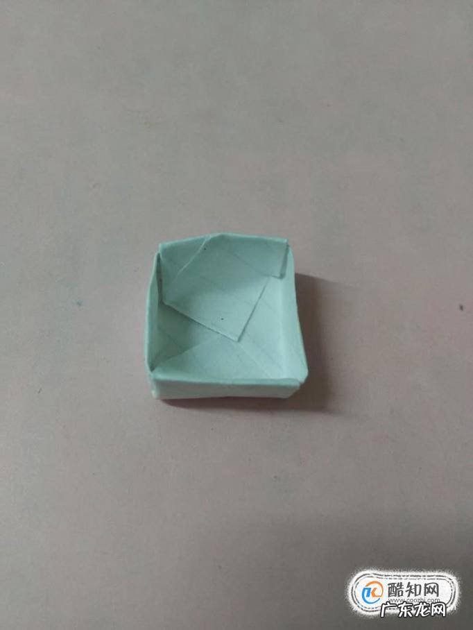 正方形盒子的折法