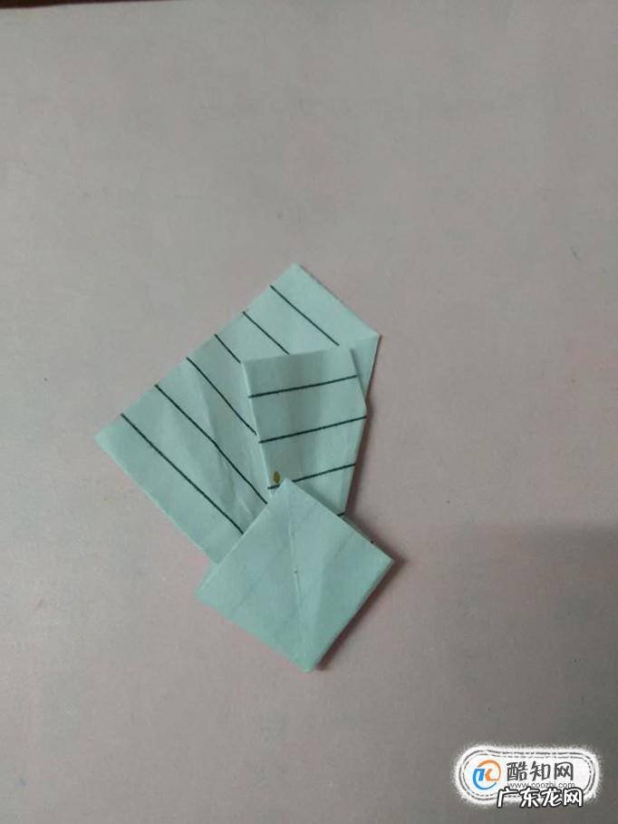 儿童节手工折纸小萝卜的折法