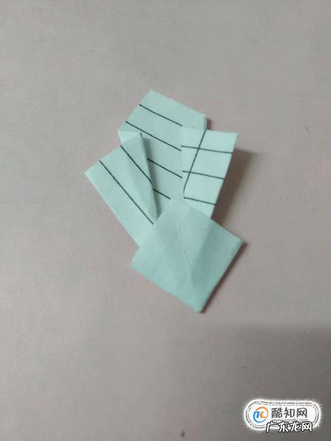 儿童节手工折纸小萝卜的折法