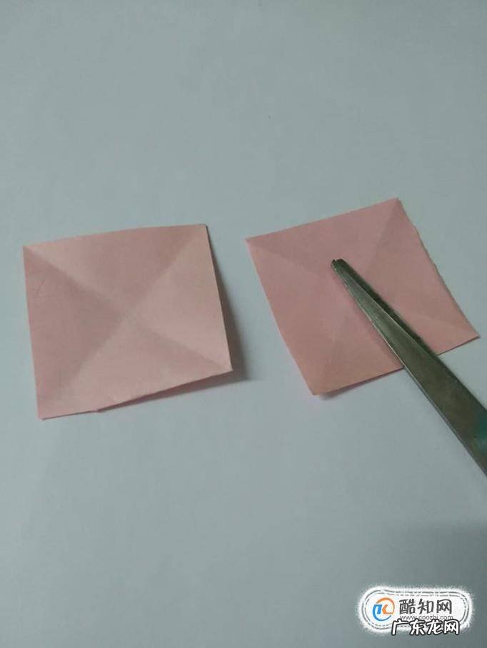 用纸怎么折纸花