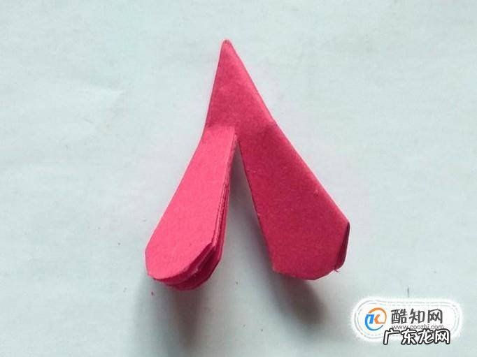 彩纸手工制作花朵的方法