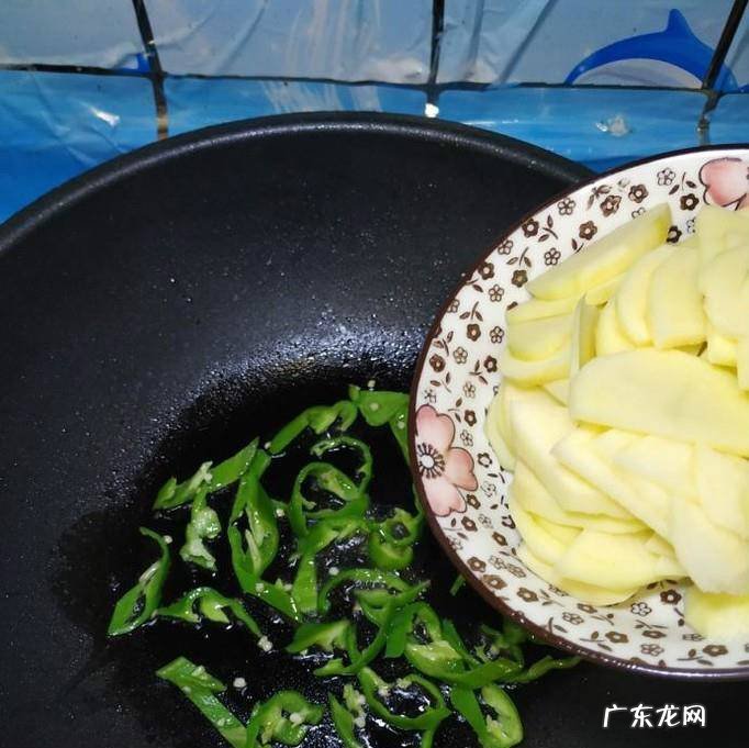 怎么做美味的土豆炒黄瓜