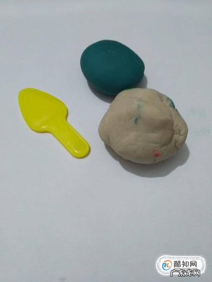 如何自己制作一个实用的漏斗