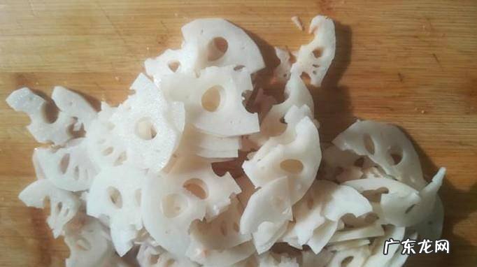 凉拌爽脆莲菜片的做法