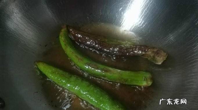 油焖尖椒的做法