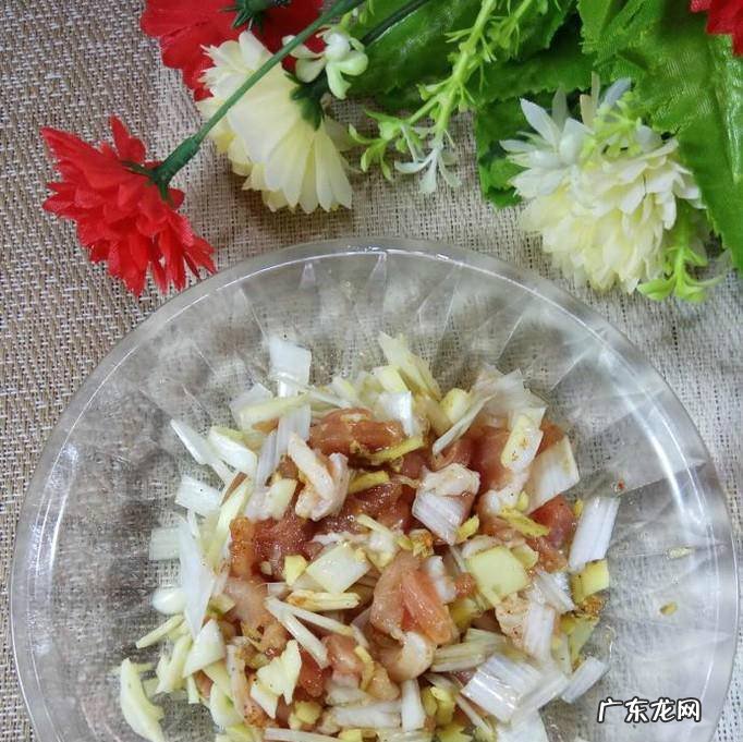 怎样做美味的萝卜蒸肉