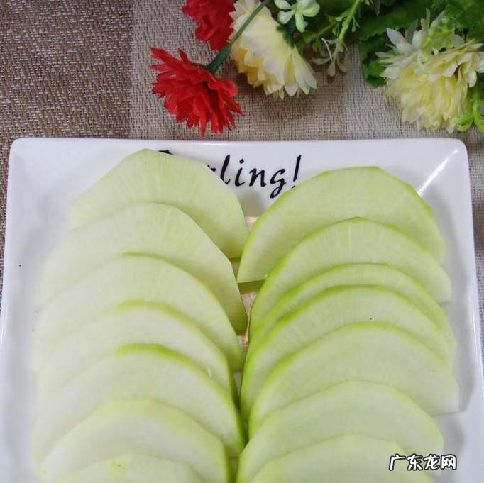 怎样做美味的萝卜蒸肉