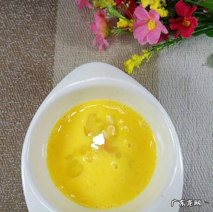 怎样做美味的鸡蛋炸茄条