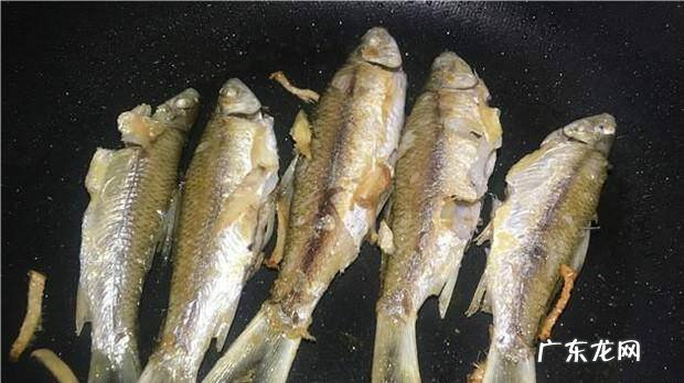 酥脆小鱼仔的家常做法