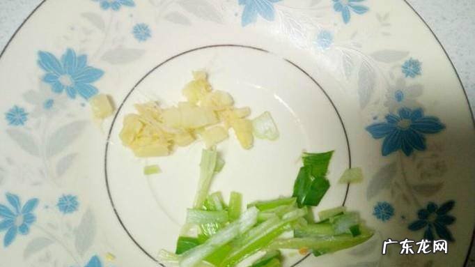 虾仁炒角瓜鸡蛋的家常做法