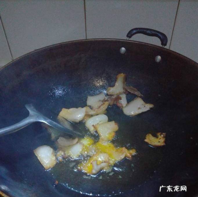 如何做蒜苗盐煎肉