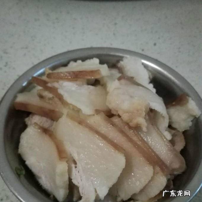 如何做蒜苗盐煎肉