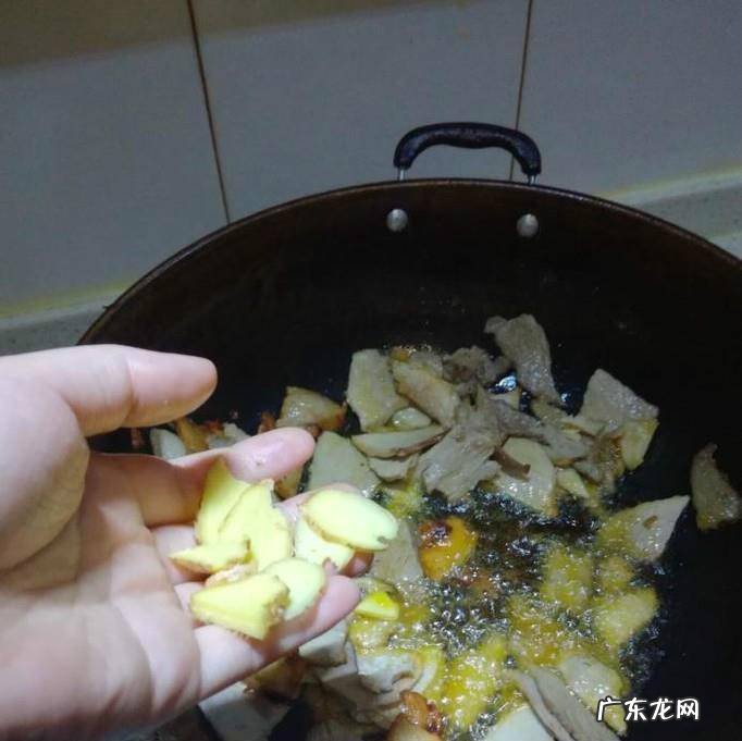 如何做蒜苗盐煎肉