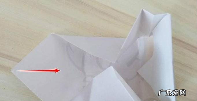 如何折方形小包包折纸