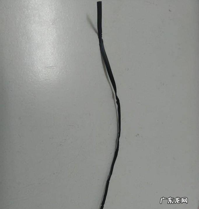 如何自己动手用铁丝做戒指