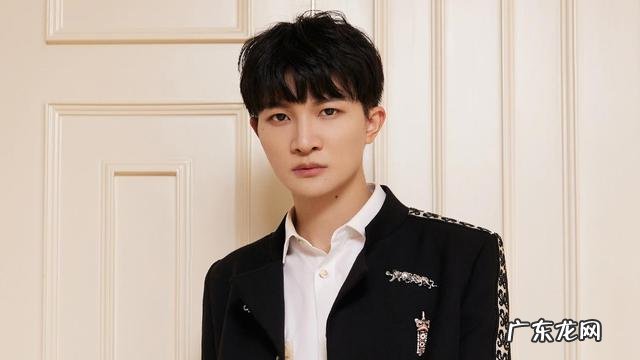 终找到与自己和解的方式——边丧边燃 张远还在等春晚的邀请