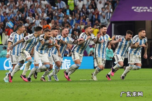 马拉多纳在激励我们 阿根廷5次半决赛全部晋级