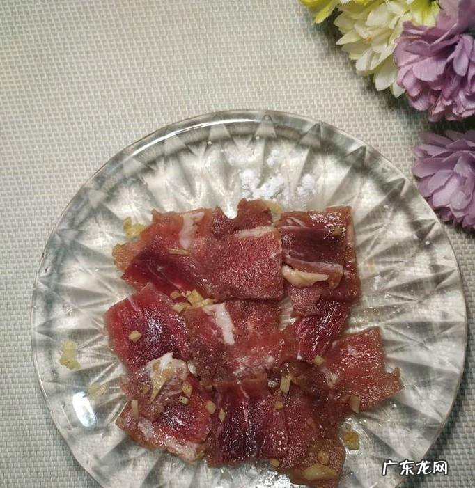怎样做美味的红烧土豆萝卜牛肉