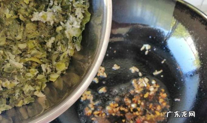 怎样做蒜炒蒸萝卜叶子蒜香浓郁超好吃