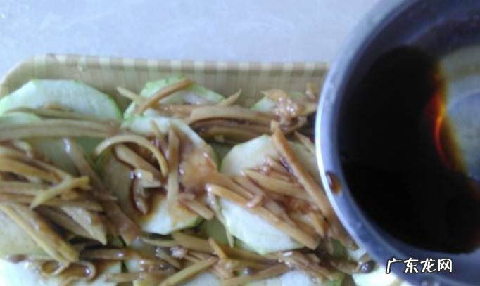 仔姜丝蒸丝瓜的做法