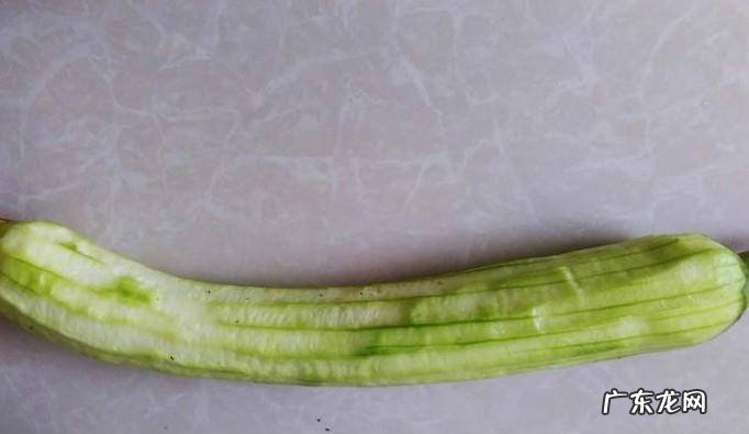 仔姜丝蒸丝瓜的做法