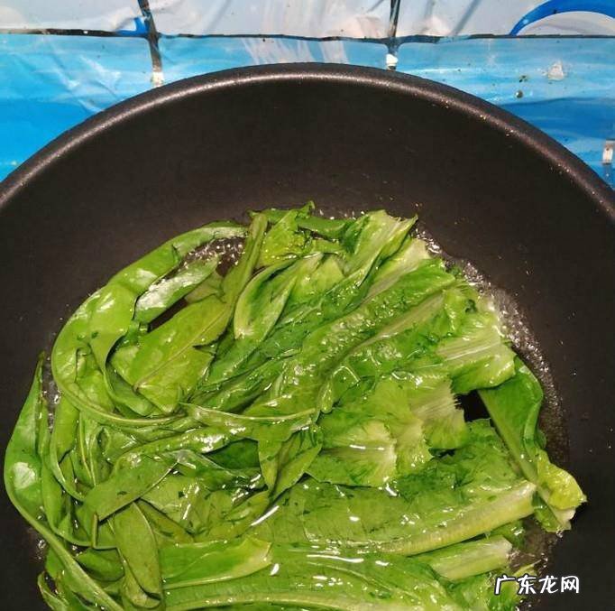 怎样做美味的莴笋叶肉丸子