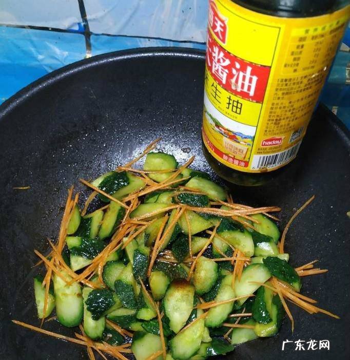 怎样做美味的黄瓜胡萝卜炒鸡蛋