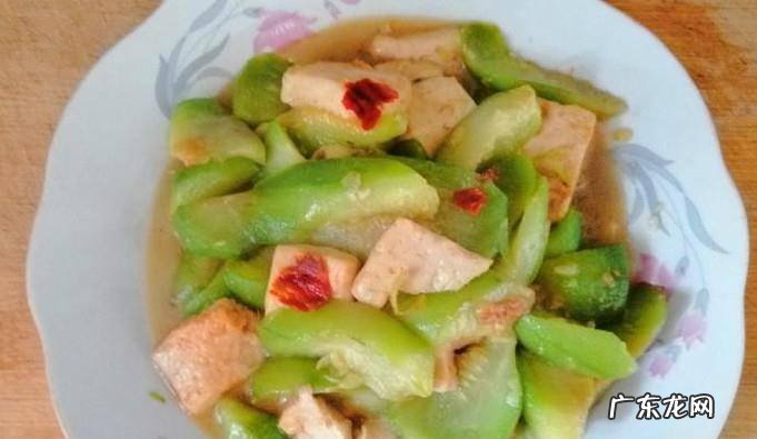 超好吃的丝瓜炒豆腐做法