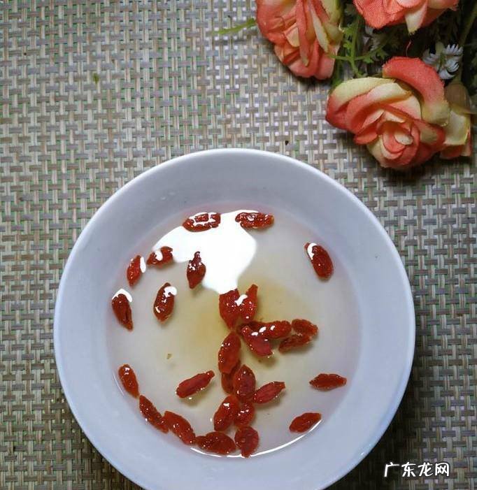 怎样做美味的佛手瓜炒木耳