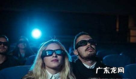 和女孩子两个人单独去看电影怎么做