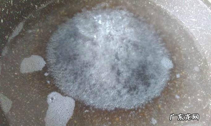 仔姜焖埃及塘角鱼的做法