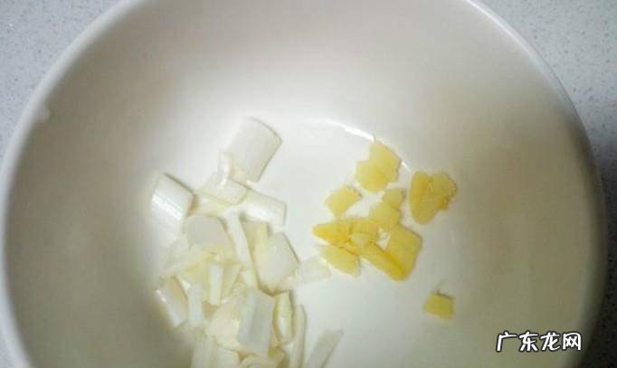 虾皮炒芸豆的家常做法