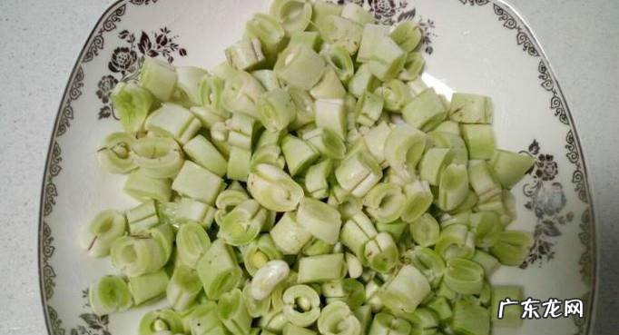 虾皮炒芸豆的家常做法