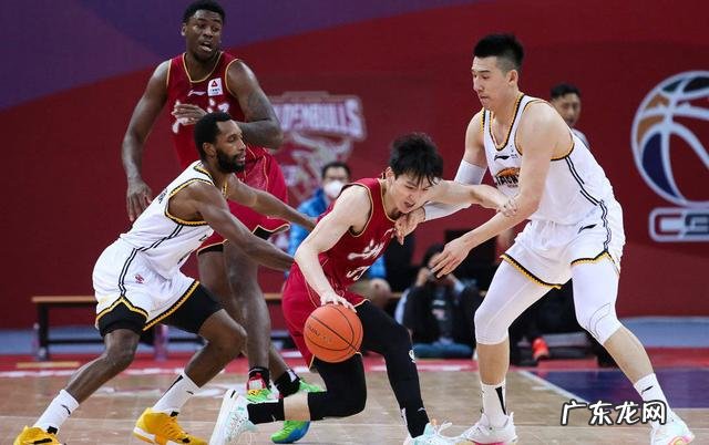 弗格41分 辽宁胜浙江终结对手3连胜