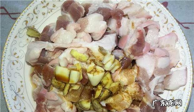 洋葱爆炒五花肉的家常做法