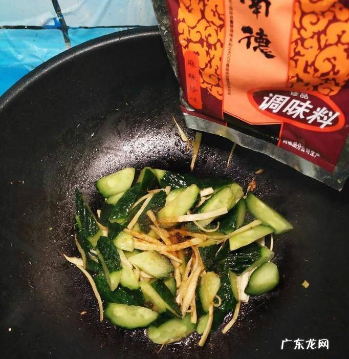 怎样做美味的黄瓜茭白炒牛肉末