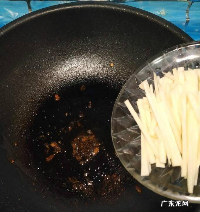 怎样做美味的黄瓜茭白炒牛肉末