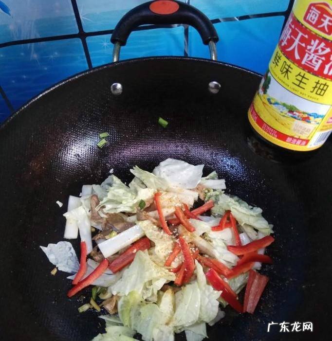 怎样做美味的白菜木耳炒肉